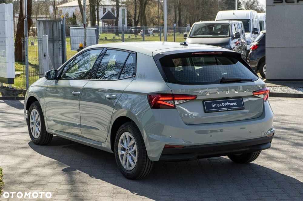 Skoda Fabia - 8