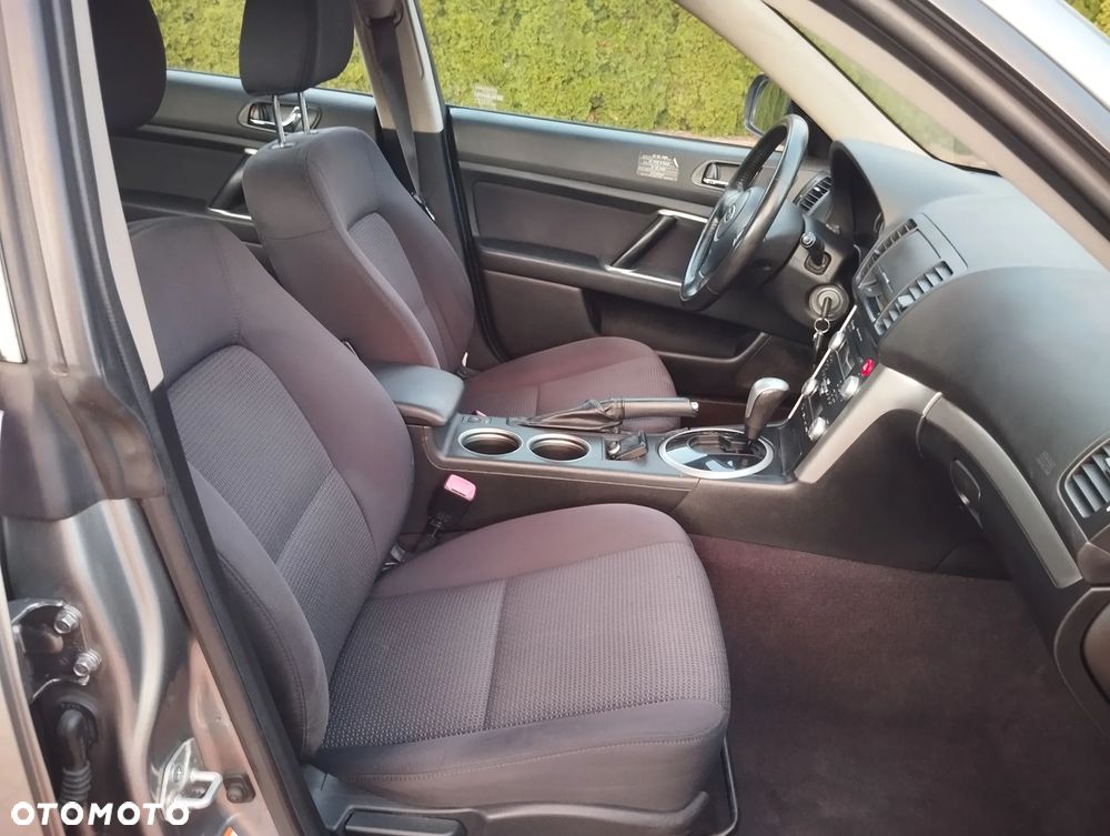 Subaru Outback - 6