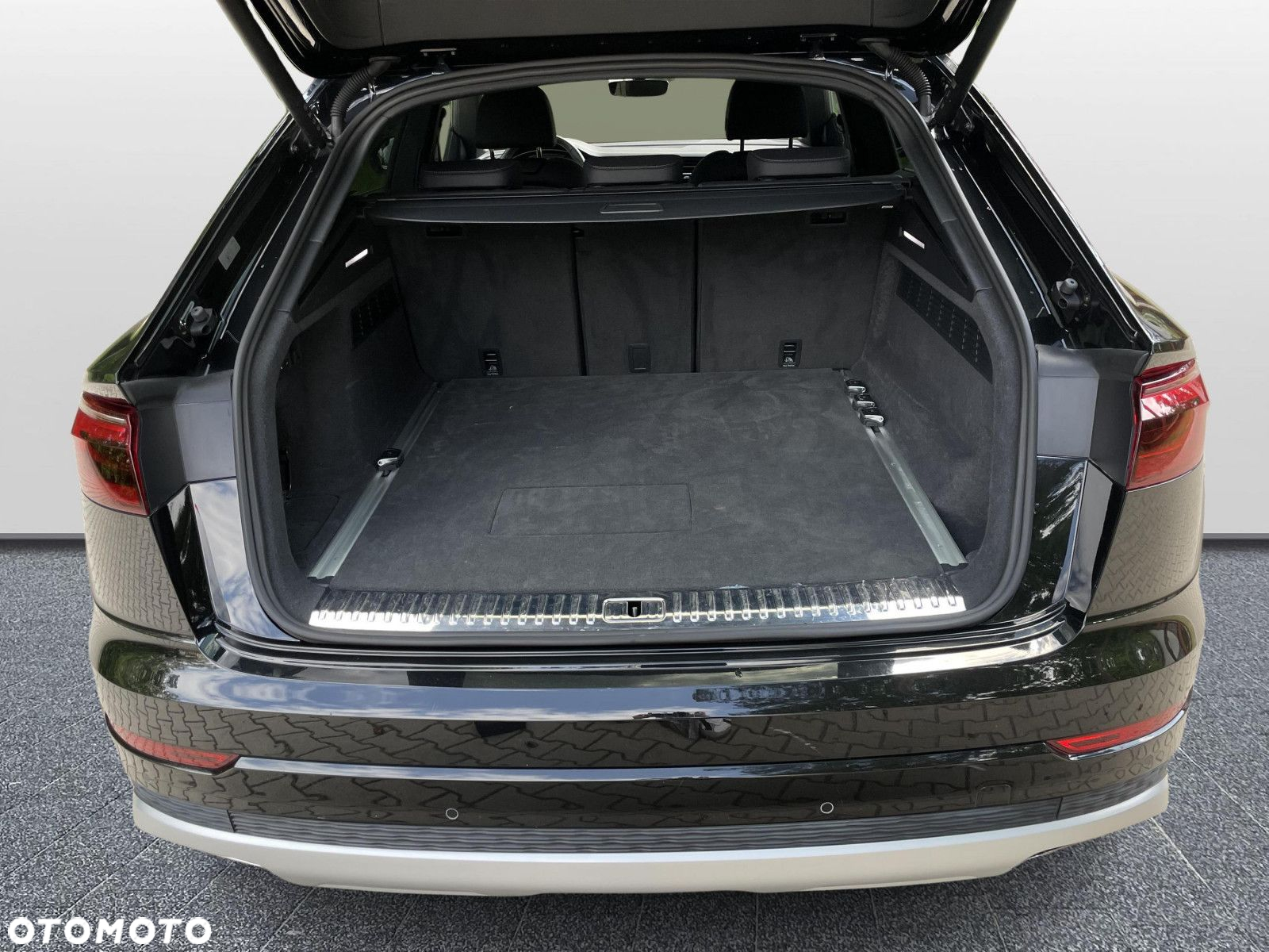 Audi Q8 - 32