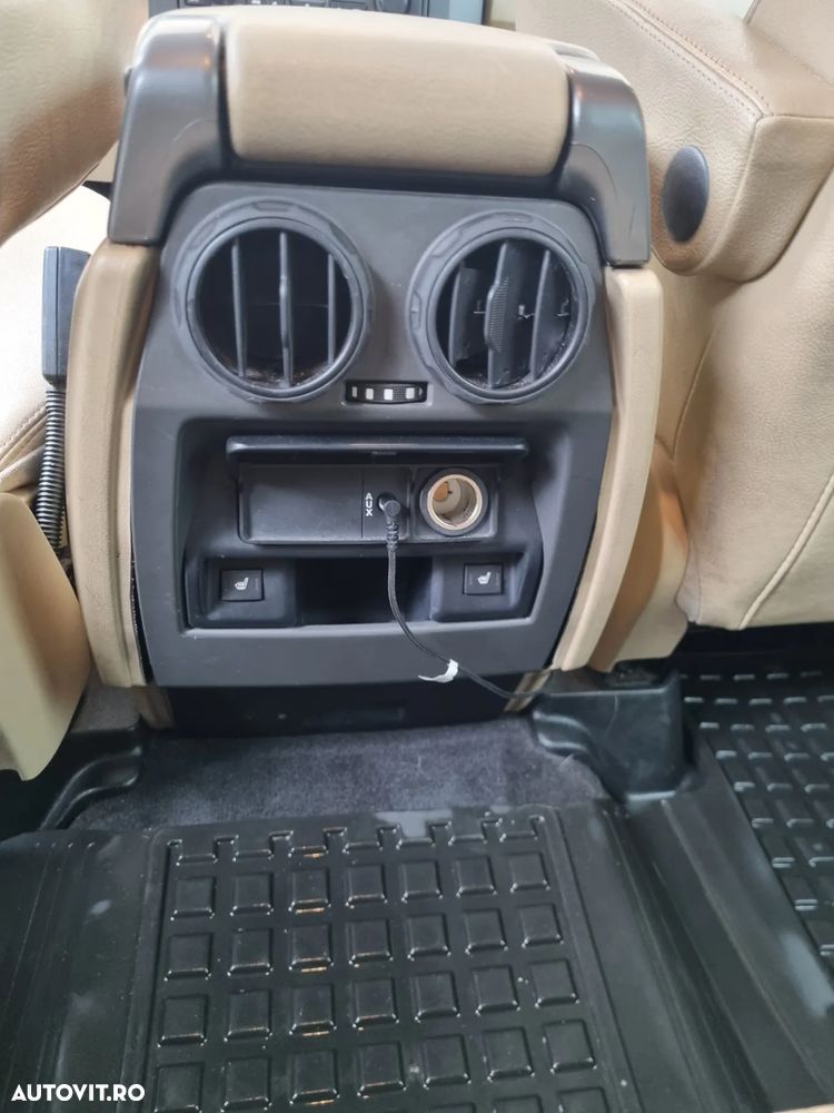Land Rover Discovery - 11