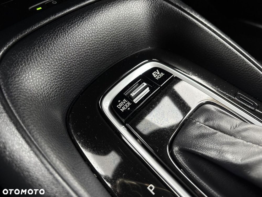 Toyota Corolla 1.8 Hybrid Comfort - 34