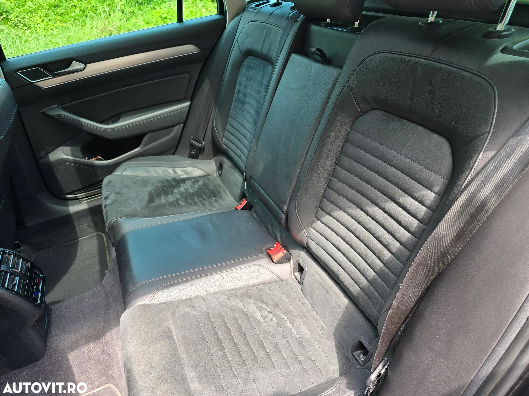 Volkswagen Passat - 27