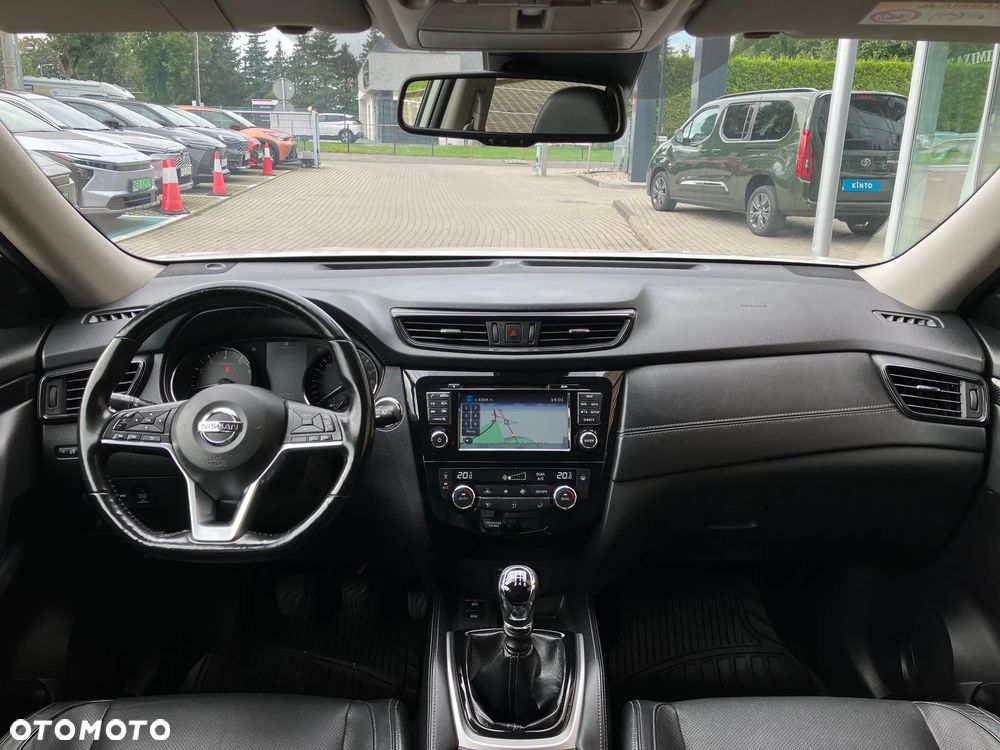 Nissan X-Trail 1.6 DIG-T Tekna 2WD 7os - 23