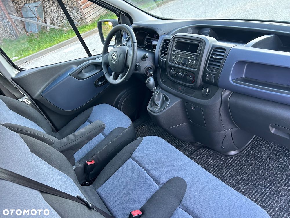 Opel Vivaro Long - 8