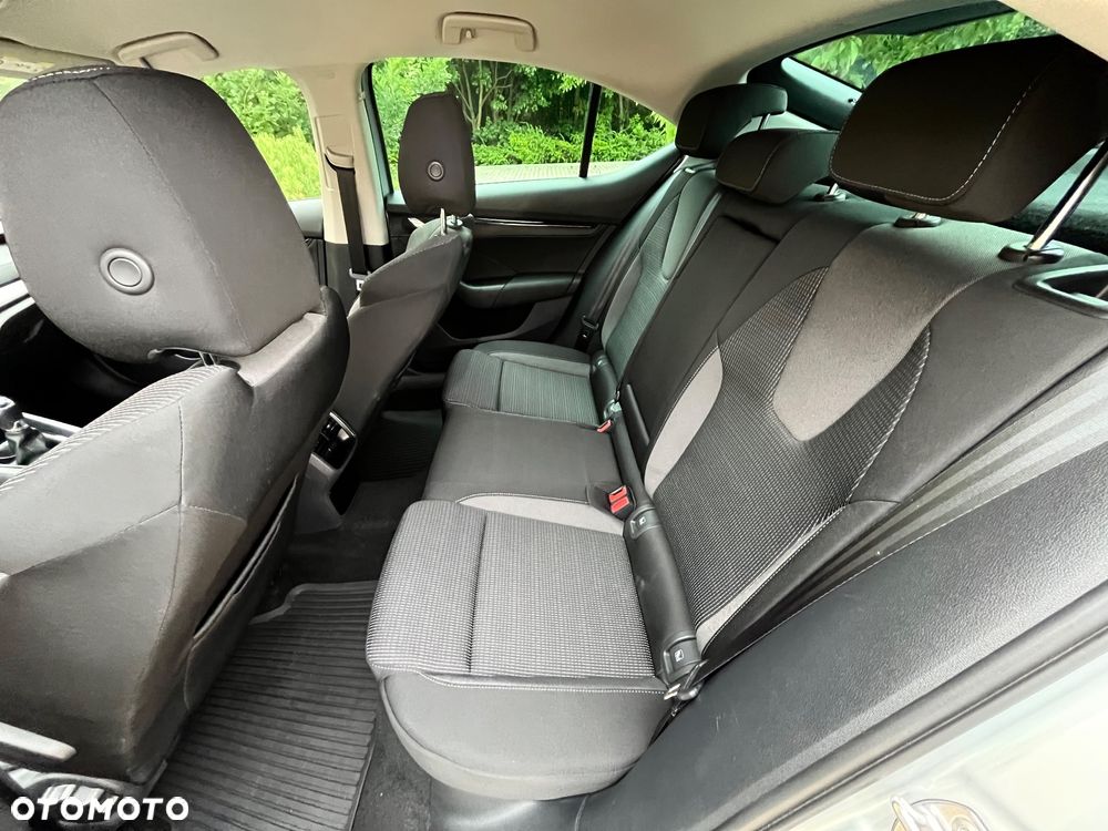 Skoda Octavia 1.5 TSI ACT Ambition - 12