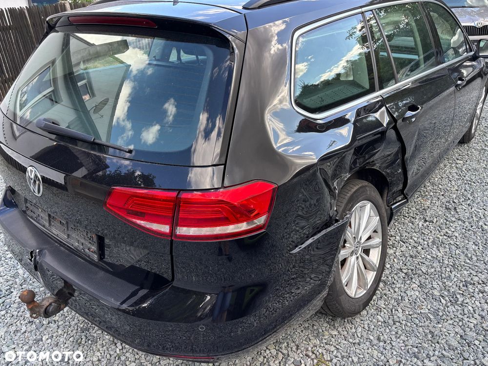 Volkswagen Passat Variant 2.0 TDI DSG (BlueMotion Technology) Comfortline - 15