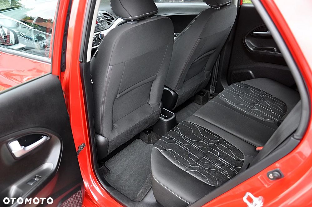 Kia Picanto 1.0 Dream Team Edition - 25