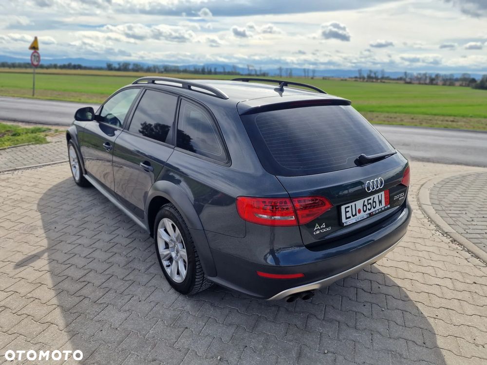 Audi A4 Allroad 2.0 TDI Quattro - 12