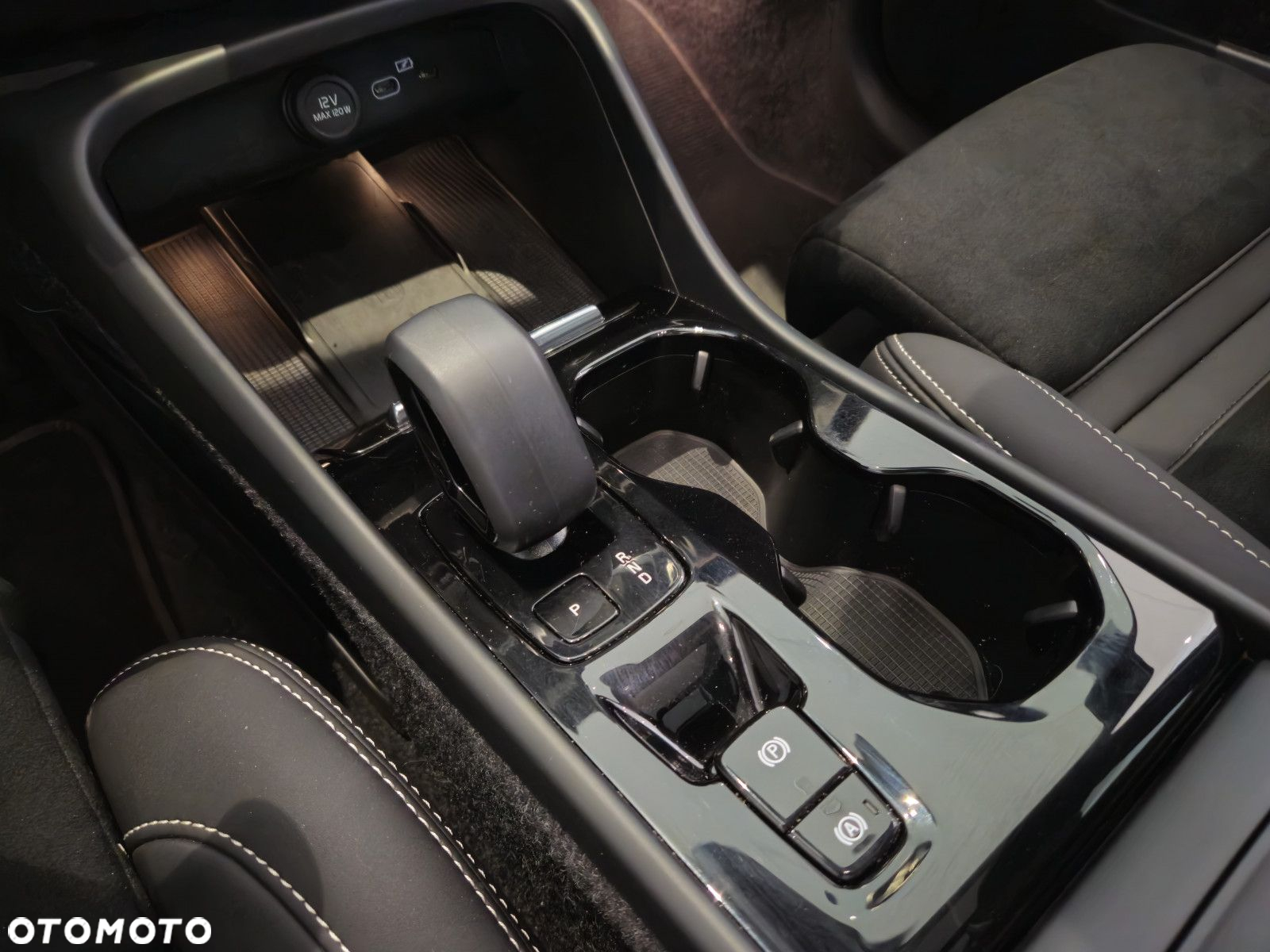 Volvo XC 40 - 19