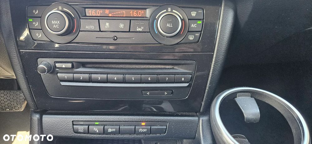 BMW X1 sDrive18d Sport Line - 10