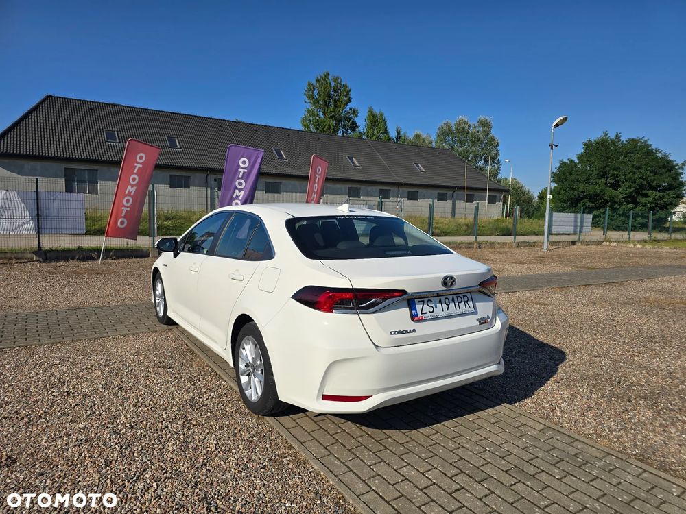 Toyota Corolla 1.8 Hybrid Comfort - 8