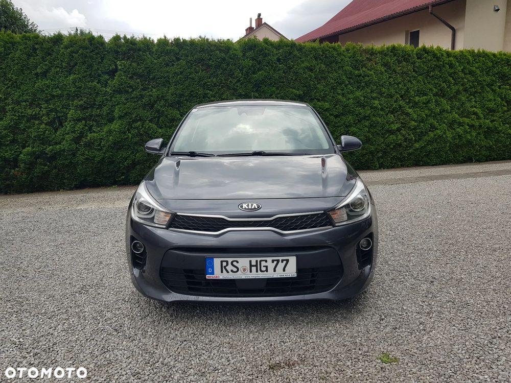 Kia Rio - 3