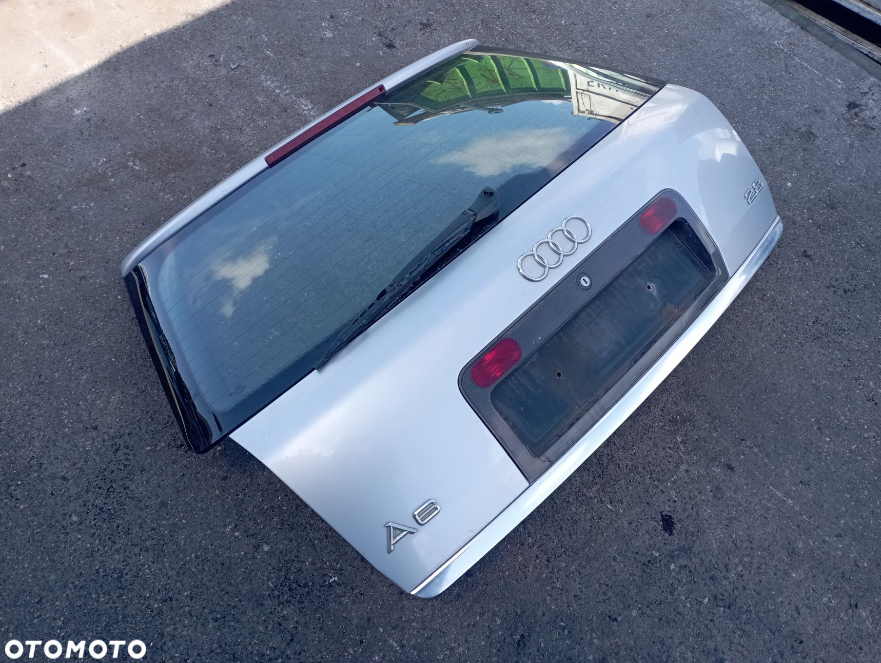KLAPA BAGAŻNIKA KOMBI

 AUDI
 A6 C5 LY7M - 4