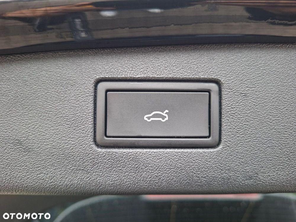 Volkswagen Tiguan - 14