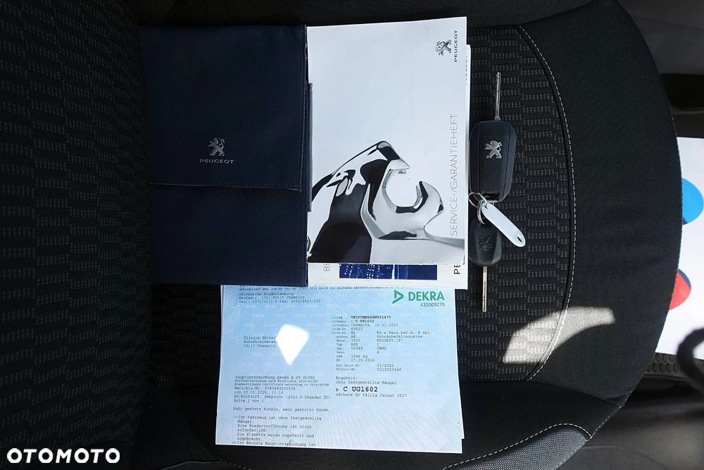 Peugeot 208 82 PureTech Style - 34
