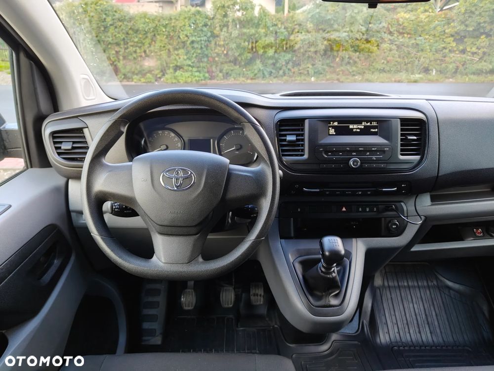Toyota Proace Verso 1.5 D4-D Long Business - 26