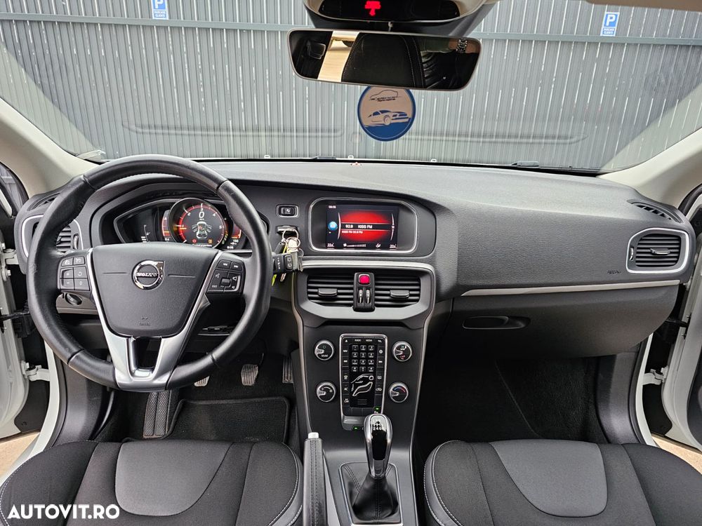 Volvo V40 D2 - 6