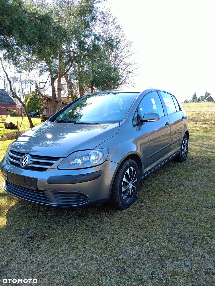 Volkswagen Golf - 2