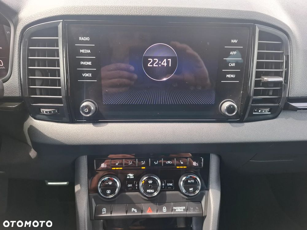 Skoda Karoq 2.0 TDI SCR 4x4 DSG Sportline - 33