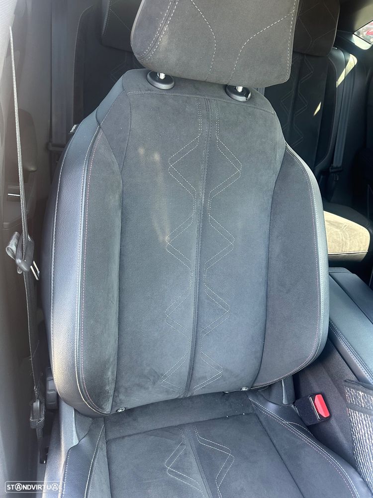 DS DS7 Crossback E-Tense Performance Line EAT8 - 6