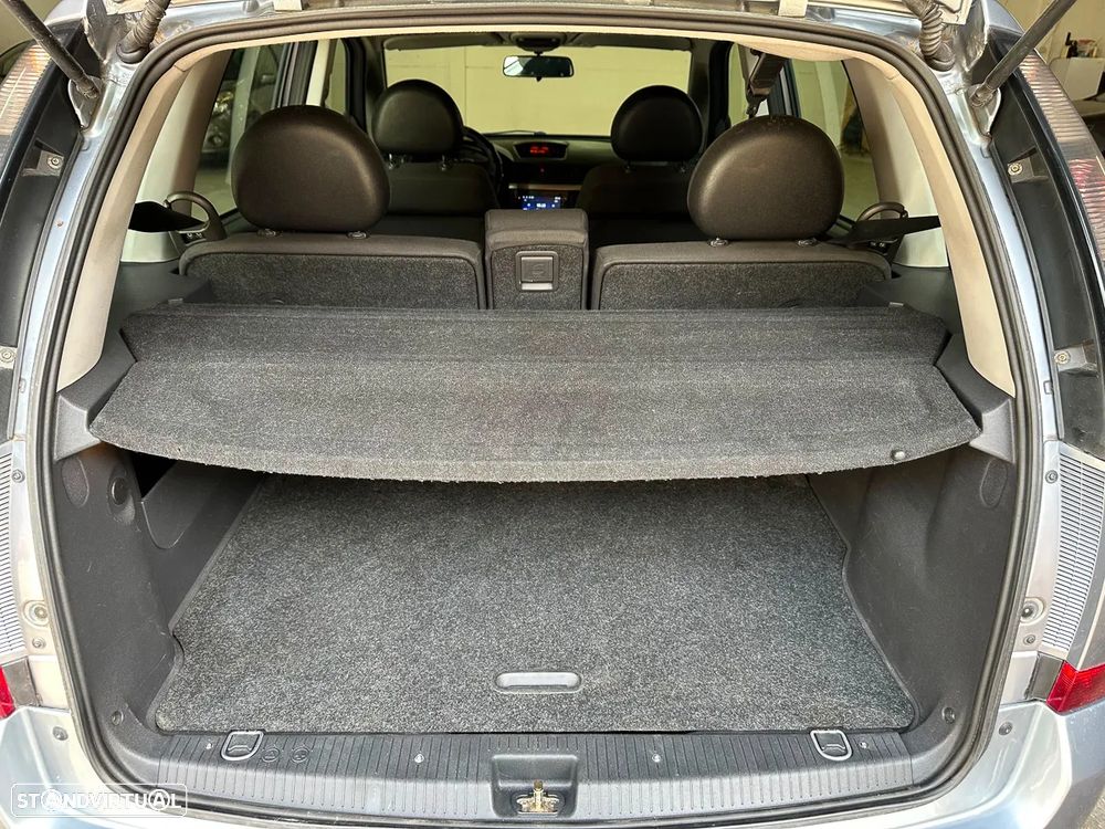 Opel Meriva 1.3 CDTi Enjoy ecoFLEX - 36