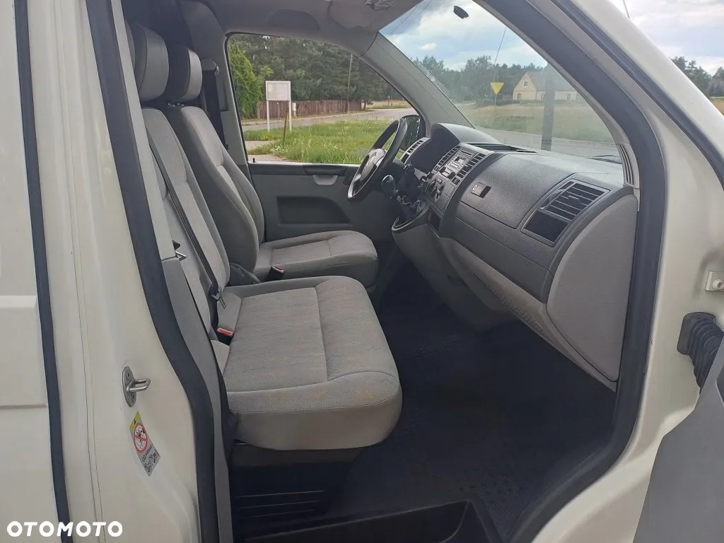 Volkswagen Transporter - 8