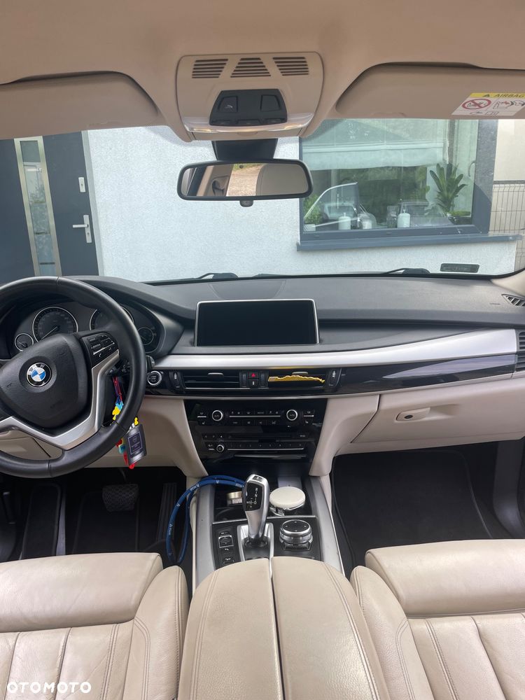 BMW X5 xDrive25d - 13