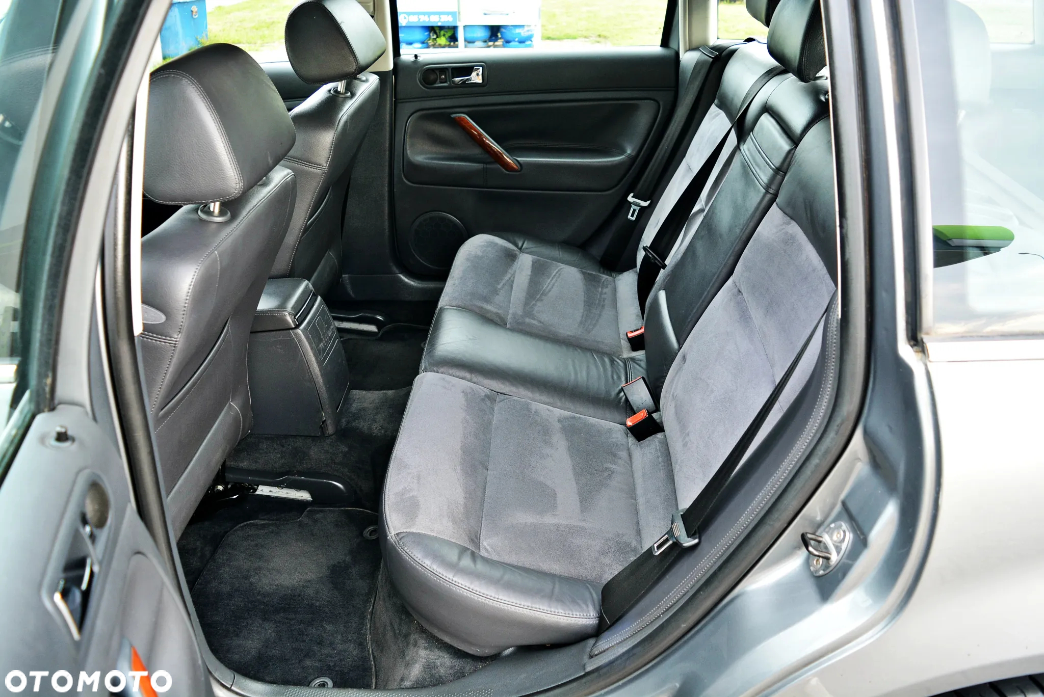 Volkswagen Passat 1.9 TDI Highline - 6