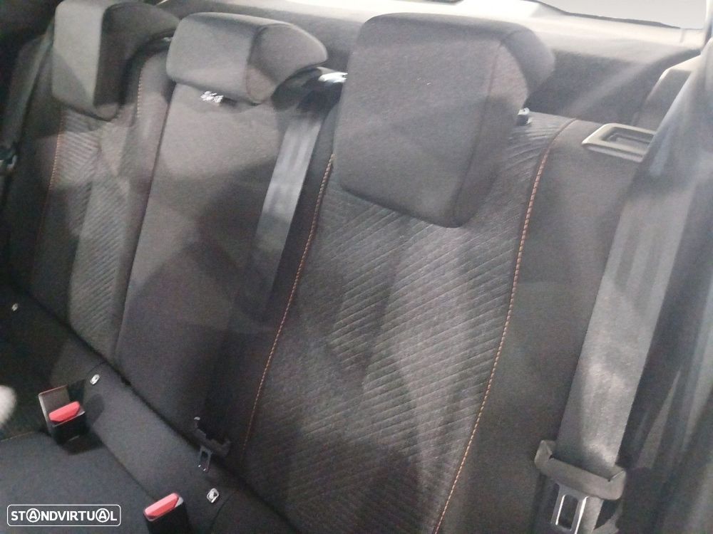 Peugeot 2008 1.2 Style - 14