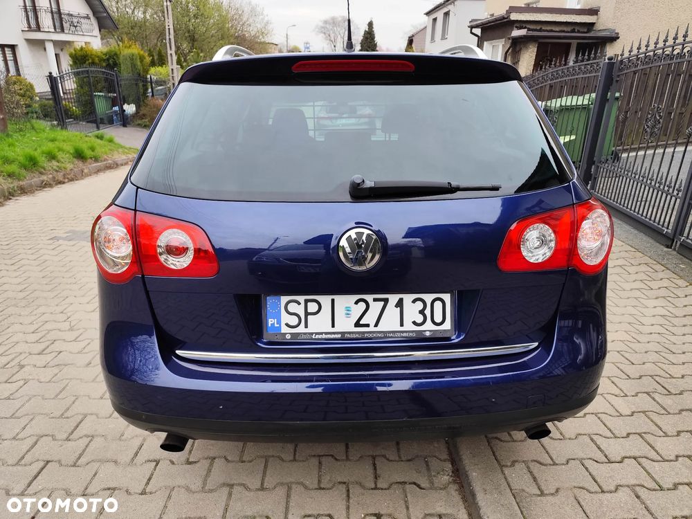 Volkswagen Passat 3.2 V6 FSI 4Mot Comfortline DSG - 12