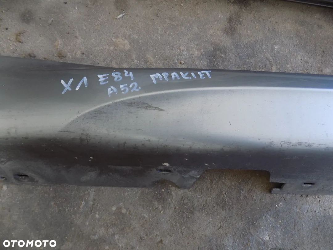 PROGI BMW E84 X1 MPAKIET KOLOR A52 - 5
