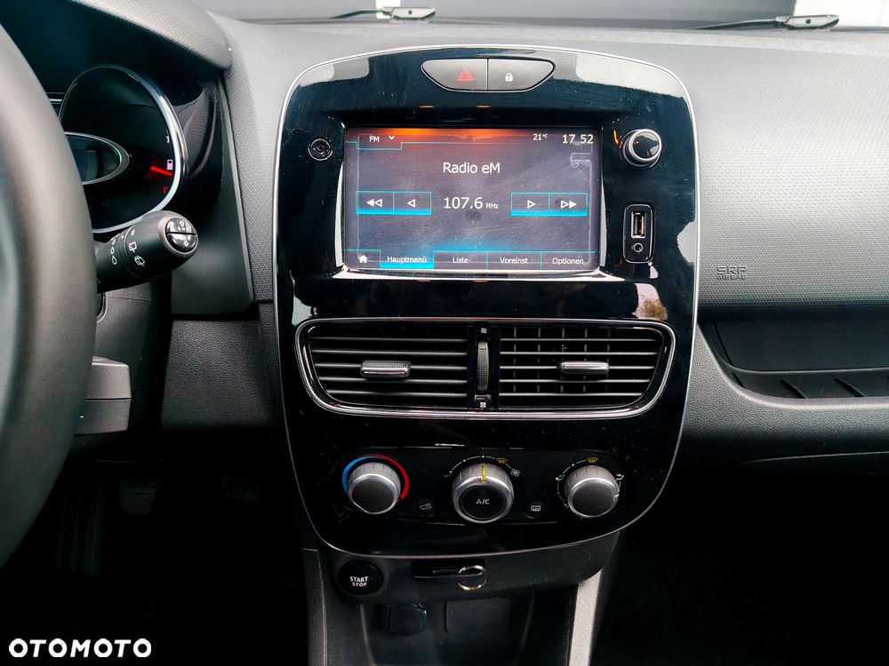 Renault Clio 1.2 16V 75 LIMITED - 27