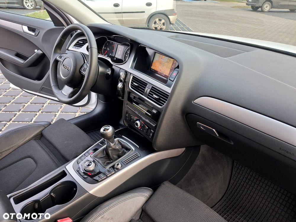 Audi A4 Avant 2.0 TDI DPF S line Sportpaket - 33