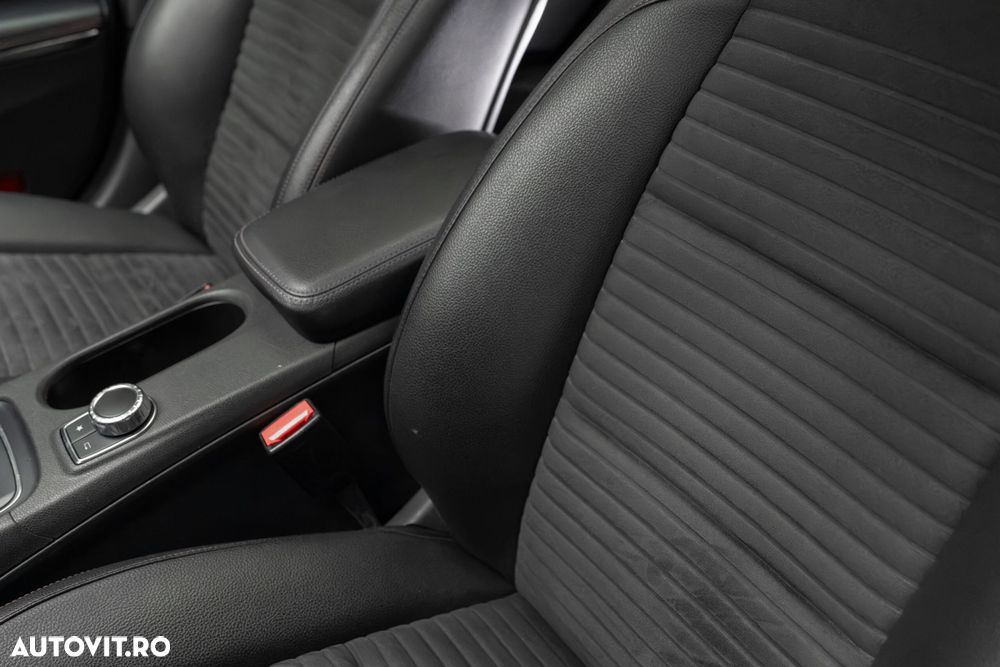 Mercedes-Benz CLA 45 AMG 4Matic AMG Speedshift DCT 7G - 24