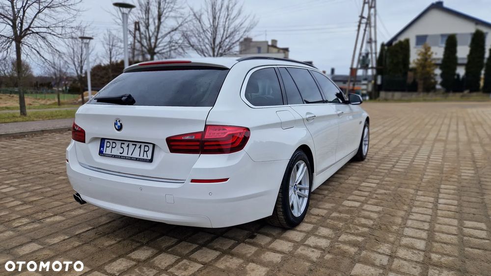 BMW Seria 5 520d xDrive Luxury Line - 6