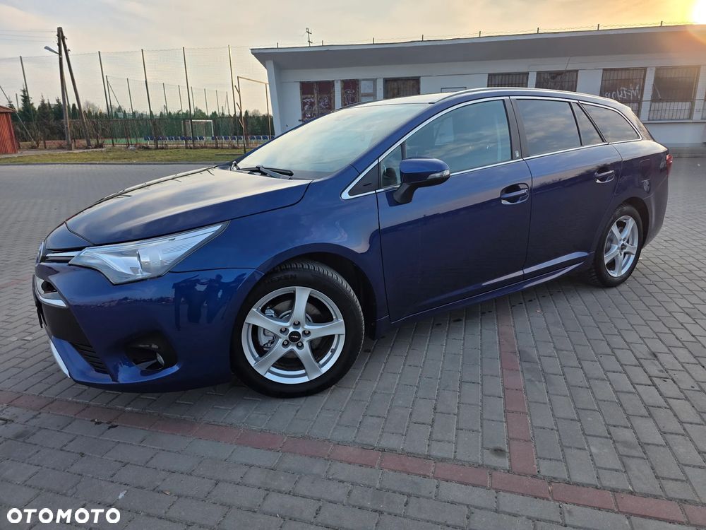 Toyota Avensis Touring Sports 1.8 Multidrive S Comfort - 2