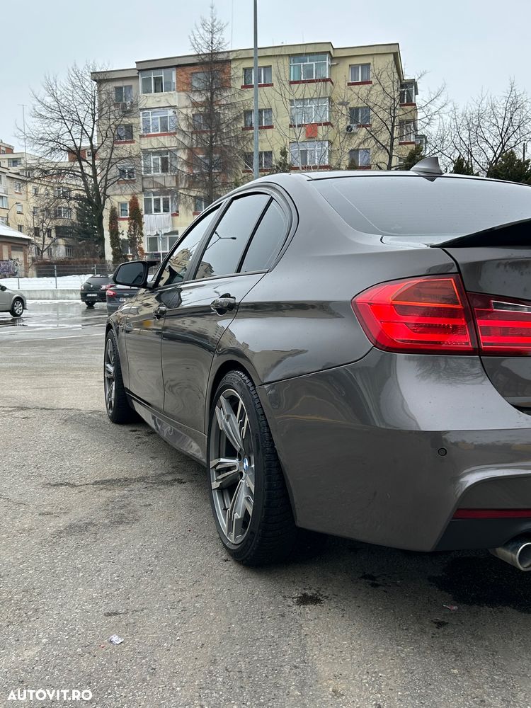 BMW Seria 3 318d Aut. Sport Line - 17