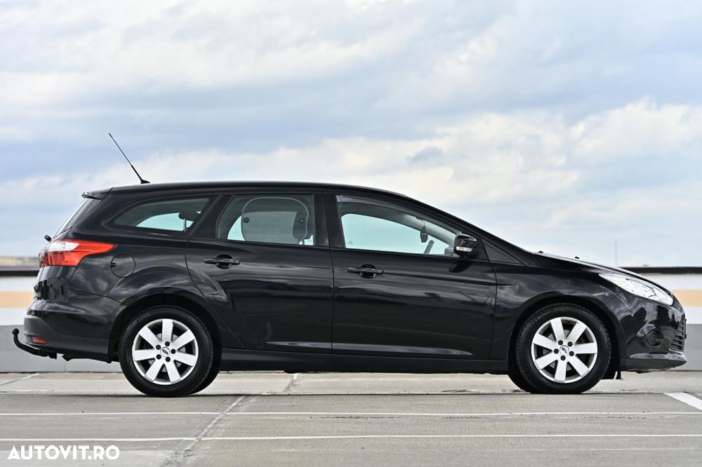 Ford Focus - 8