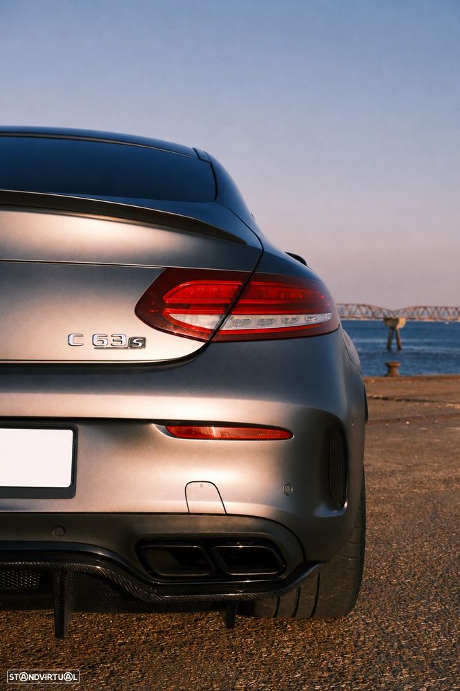 Mercedes-Benz C 63 AMG S - 6