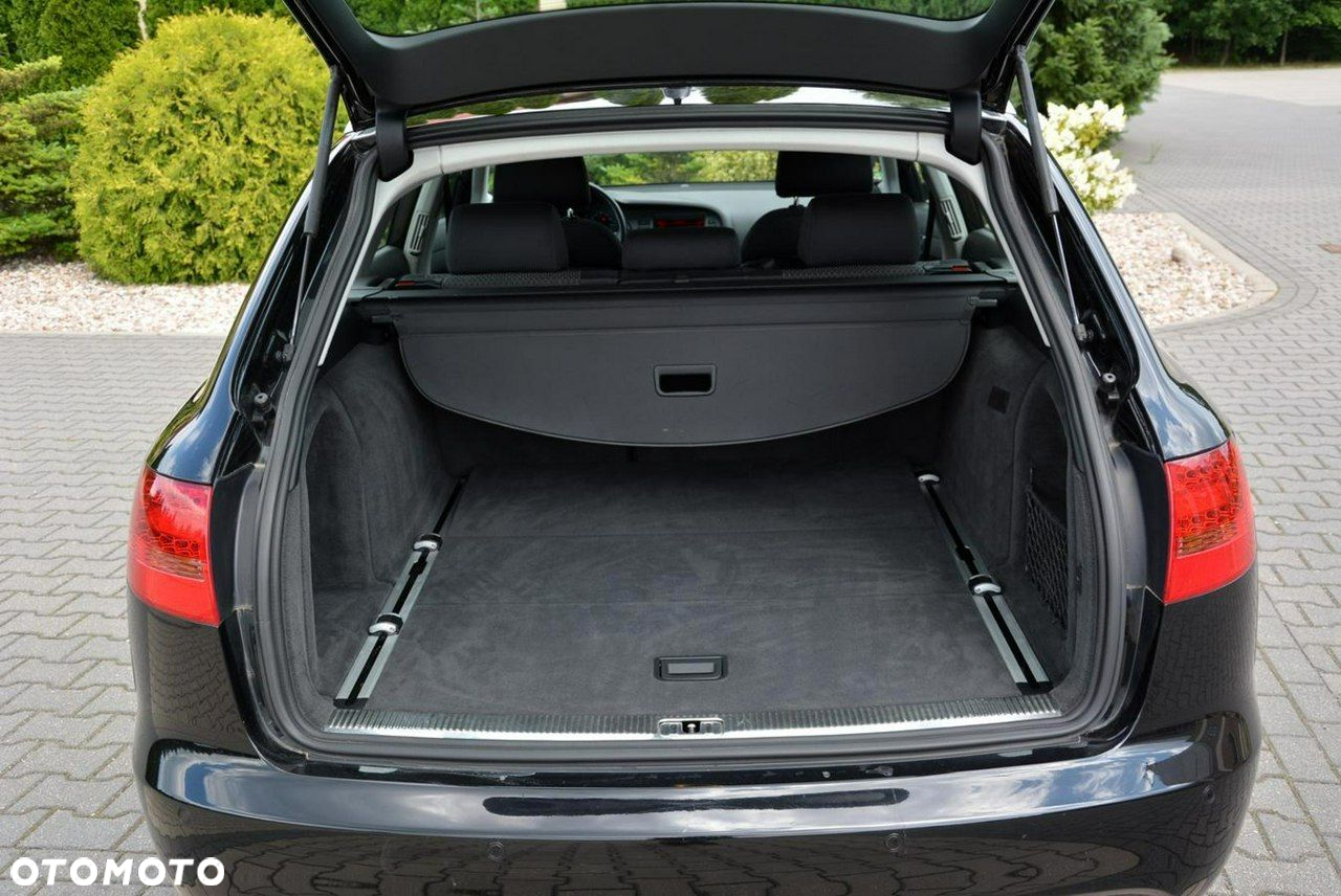 Audi A6 Avant 2.4 - 33