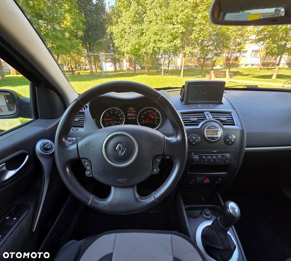 Renault Megane 1.6 16V Confort Authentique - 10