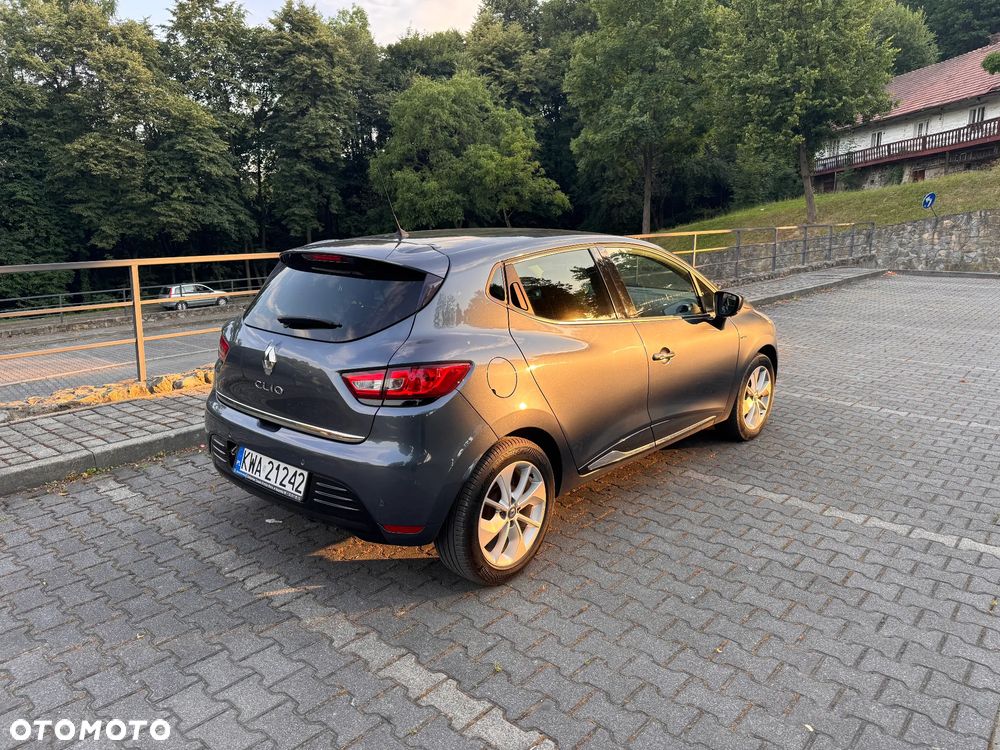 Renault Clio - 3