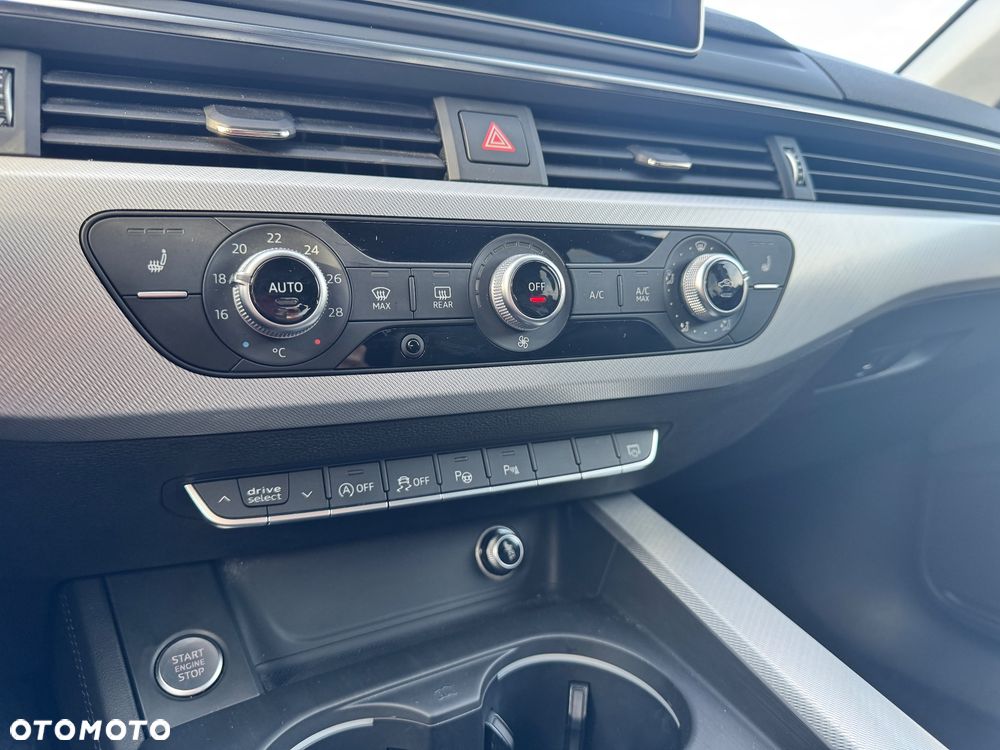 Audi A4 Avant 40 TDI S tronic - 29