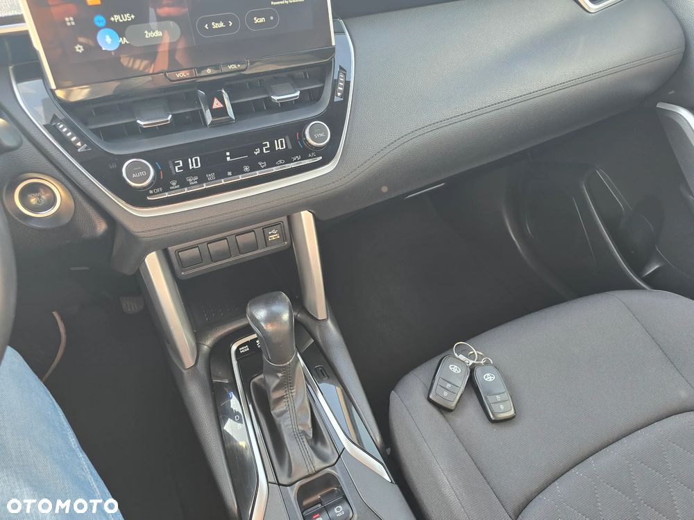 Toyota Corolla Cross 2.0 Hybrid Comfort - 30