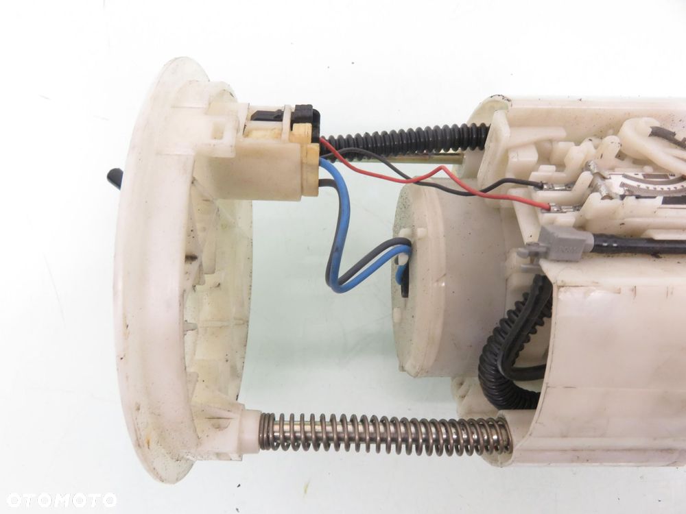 POMPA PALIWA SUZUKI SWIFT II 1.3 1510063J02 1019621880 - 6