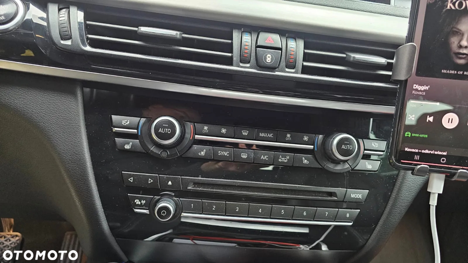 BMW X6 xDrive50i - 14