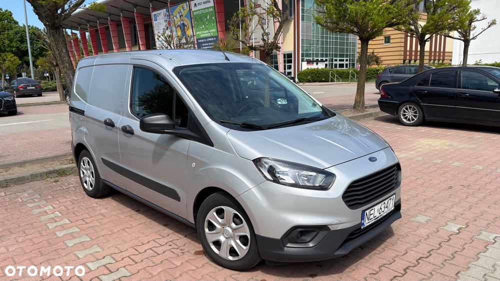 Ford Courier - 3