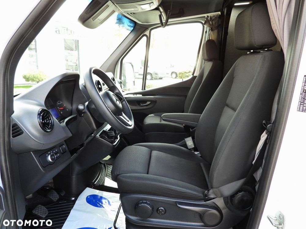 Mercedes-Benz SPRINTER 317 PLANDEKA WINDA 8 PALET WEBASTO TEMPOMAT KLIMATYZACJA  170KM - 28