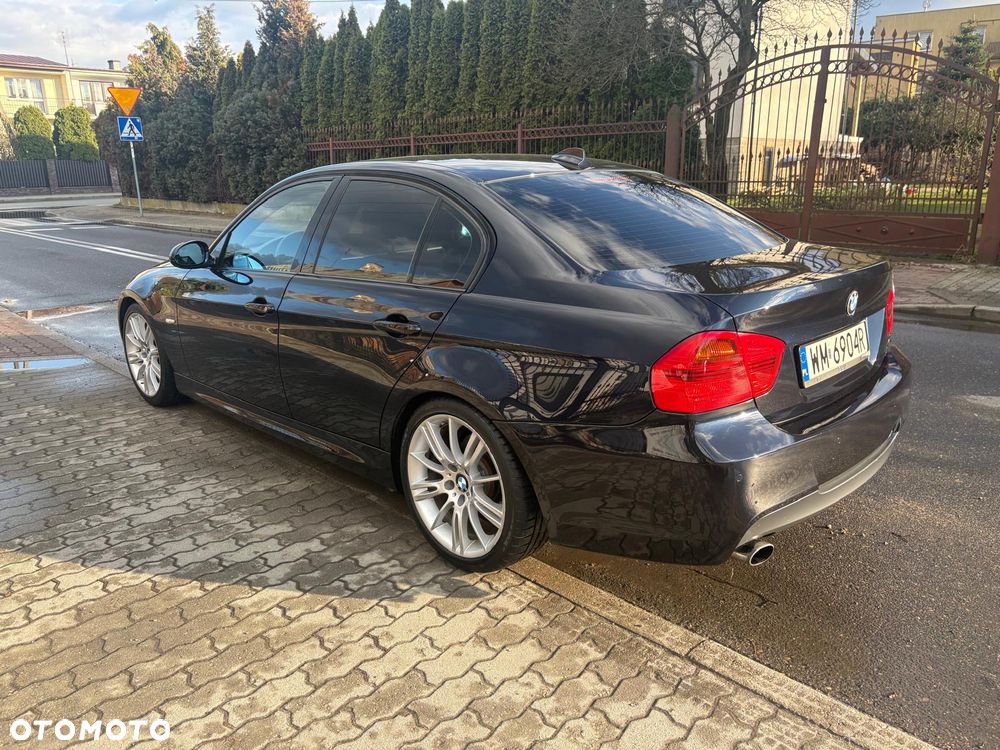 BMW Seria 3 320i Edition Sport - 24