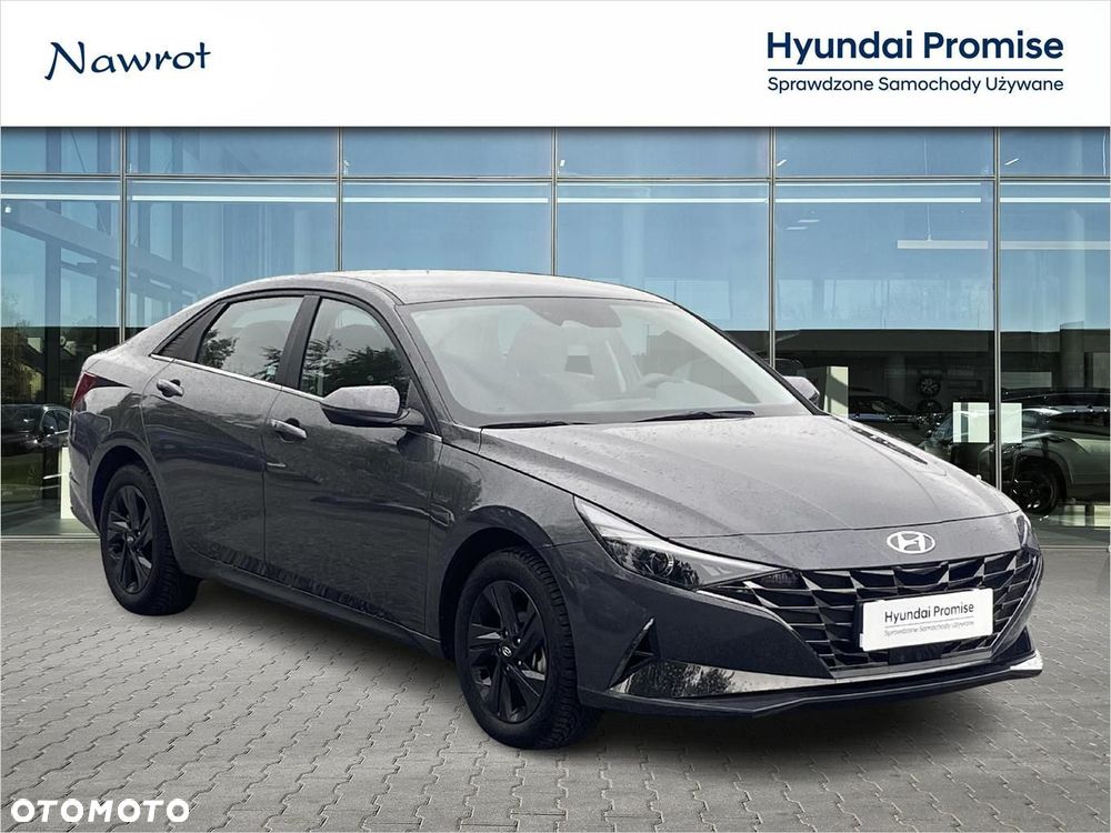 Hyundai Elantra - 7
